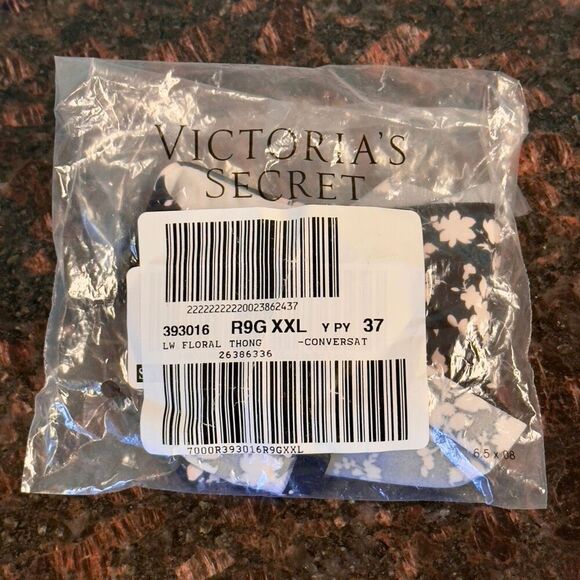 NWT (XXL) Victoria’s Secret Seamless Thong Panty - Black Floral Print - Picture 10 of 10